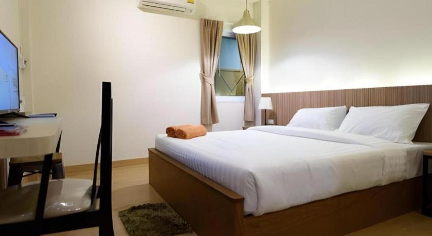 P.72 Hotel Pattaya Exterior foto